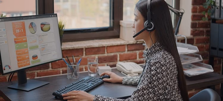 8 smart ways drive call center performance