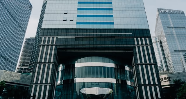 enhancing level 1 it service desk services for a large hotel chain