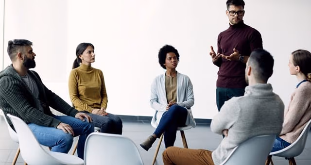 slack vs zoho connect communication comparison