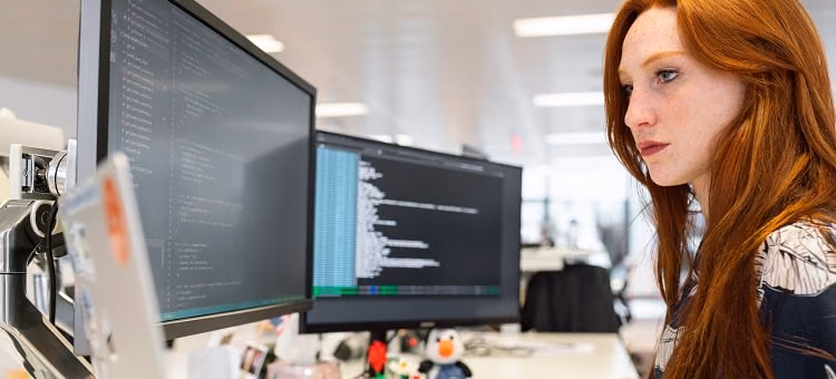 top features your help desk ticketing system must have