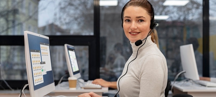 Always Available, Always Responsive: How 24/7 Customer Service Protects US Brands